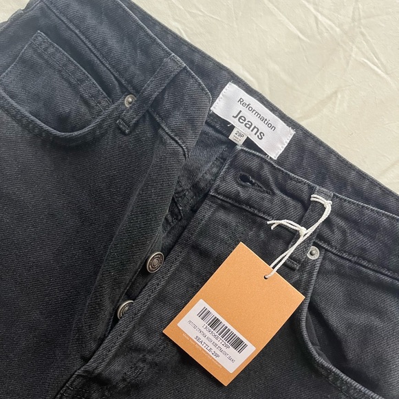 Ref Cynthia High Rise Straight Jeans - Black - 29P - Picture 2 of 3